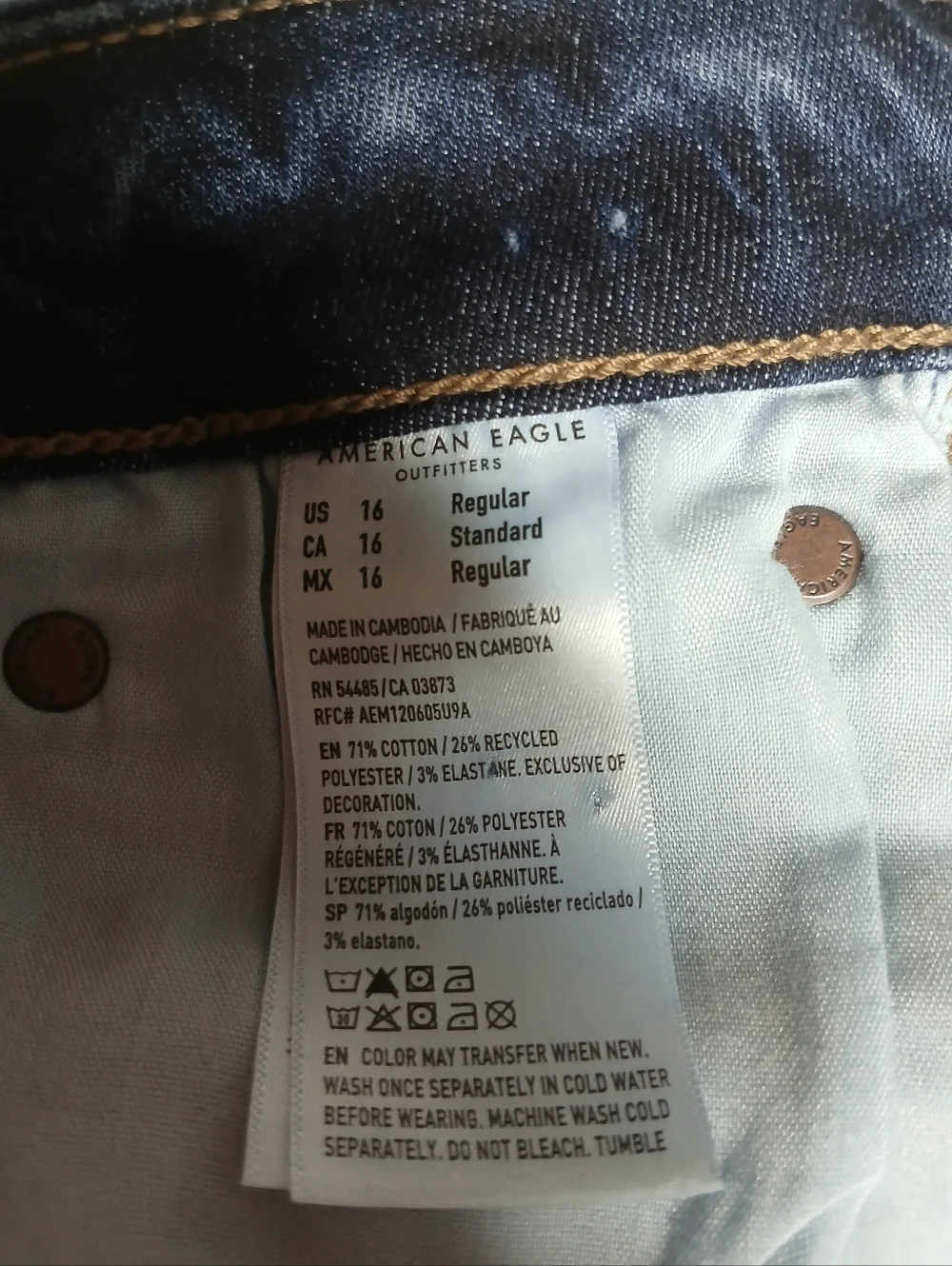 American Eagle Curvy Super High Rise Flare Jeans Size 16 - Picture 5 of 9